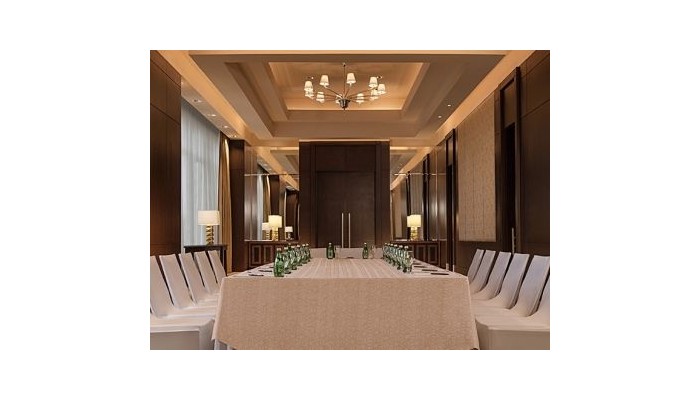 Crimson Hotel Filinvest City poza 7