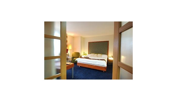 Greenhills Elan Hotel Modern poza 1